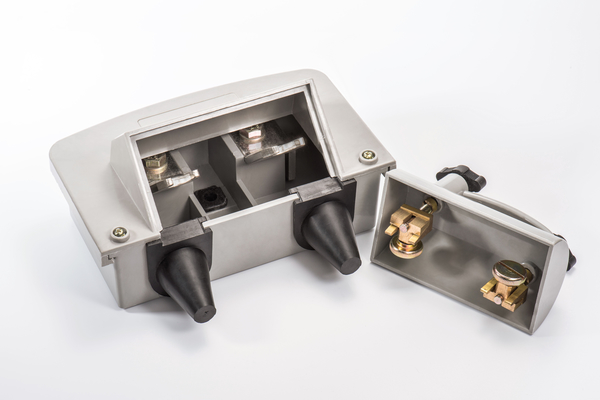 Mounted Cutout 400A Pole With Fuse