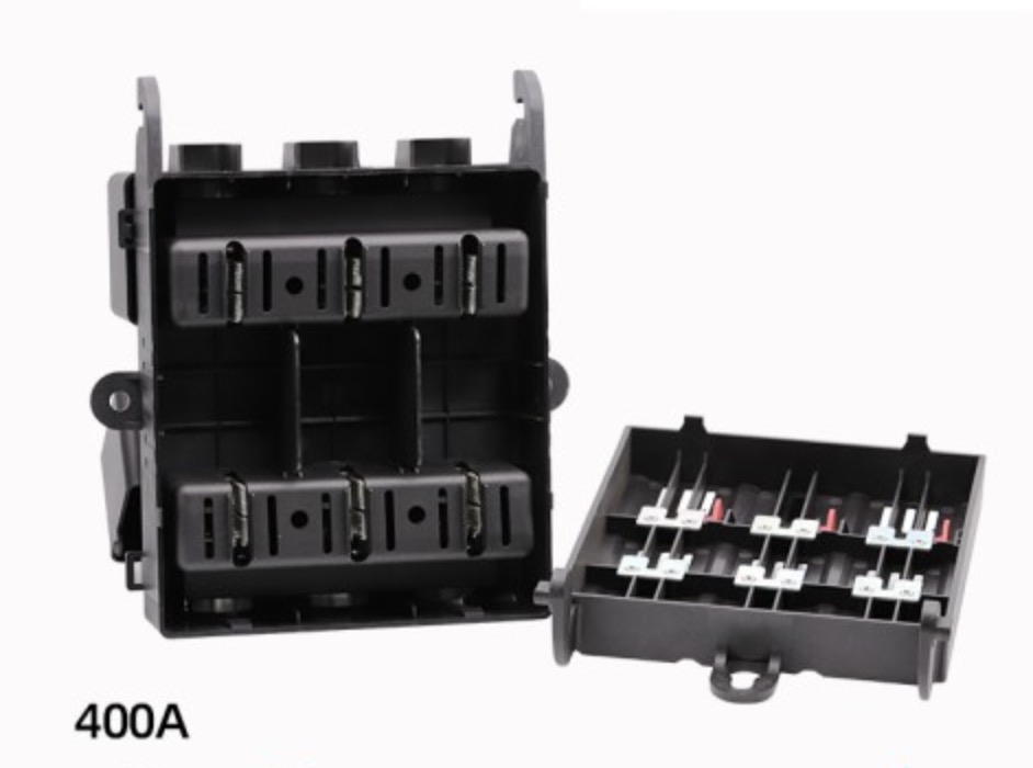 Outdoor pole mounted load break switch