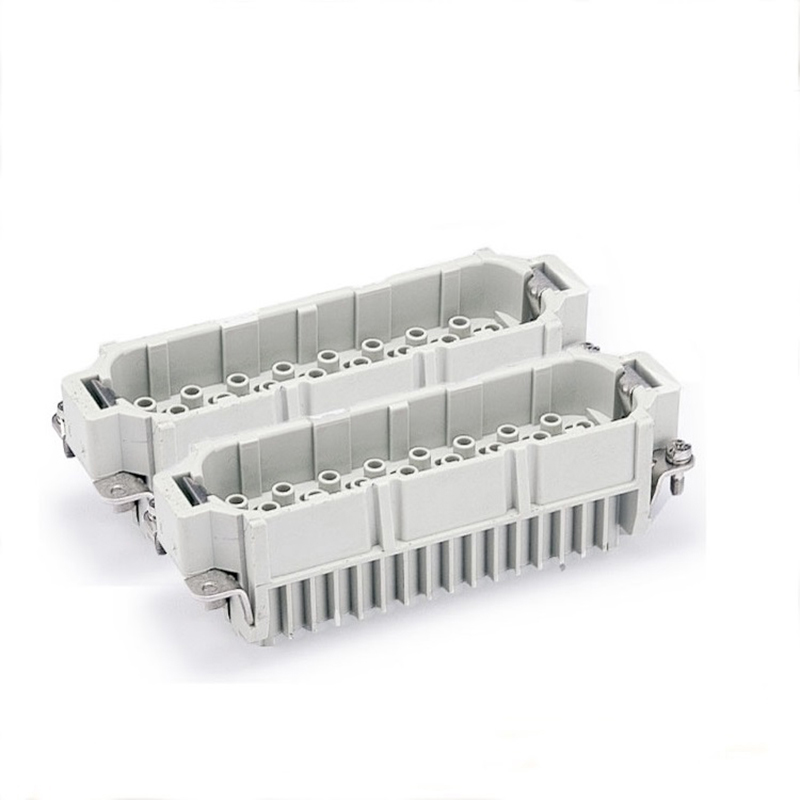 Four Advantages Of Industrial Connectors